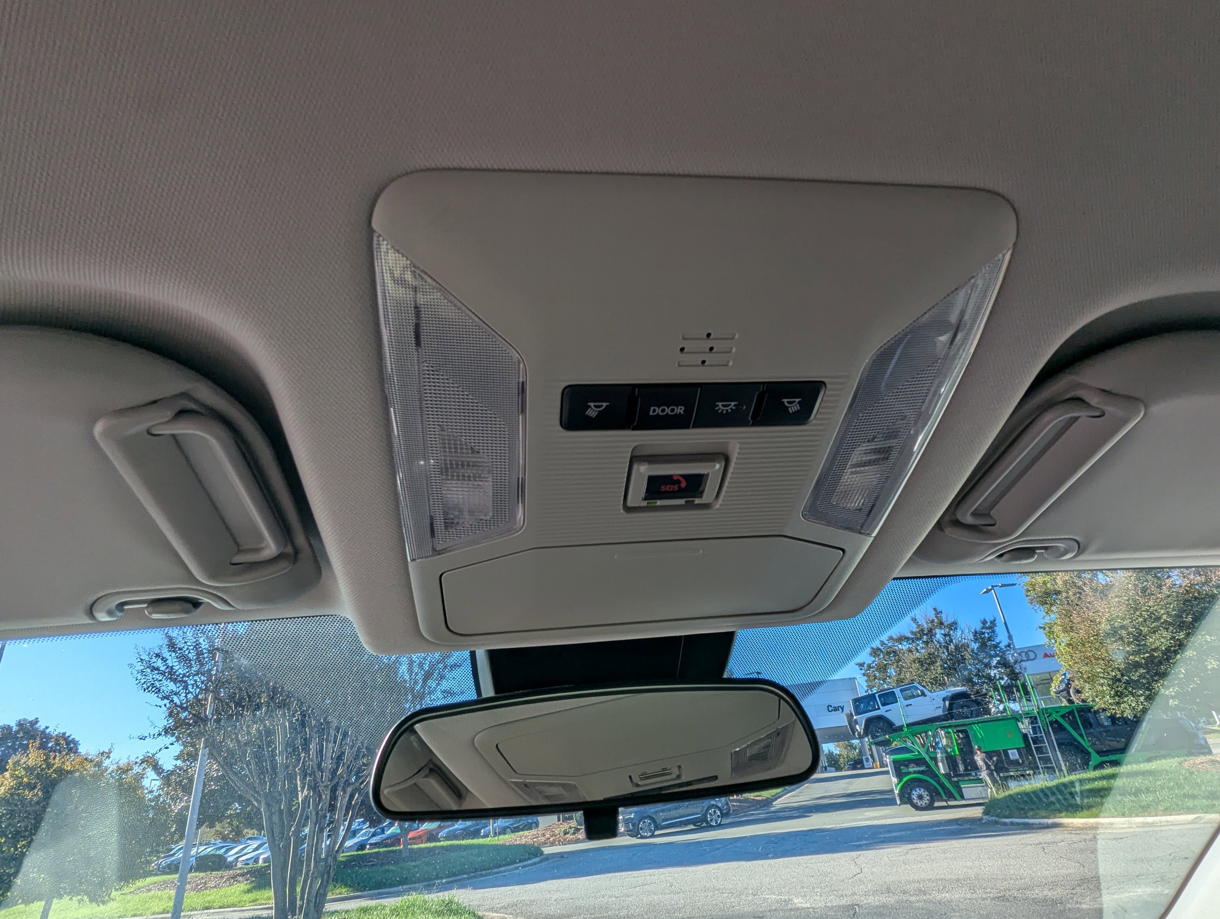 Used 2023 Toyota RAV4 XLE image 24