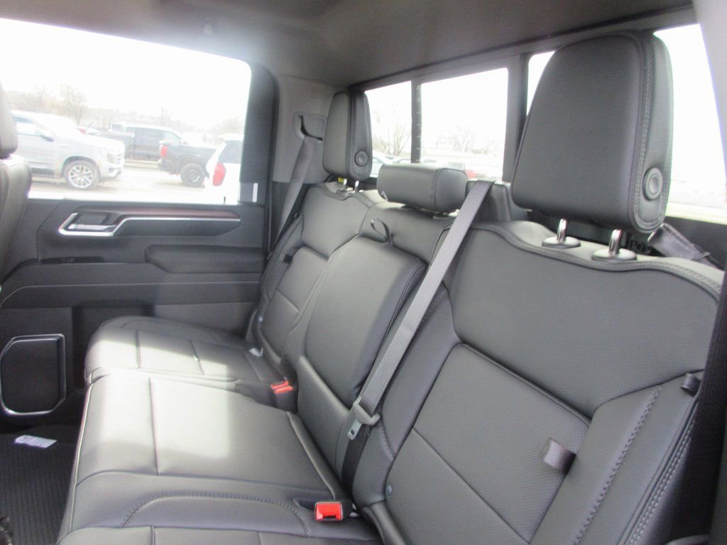 New 2026 GMC Sierra 2500 Denali w/ Denali Reserve Package AWD/4WD image 15