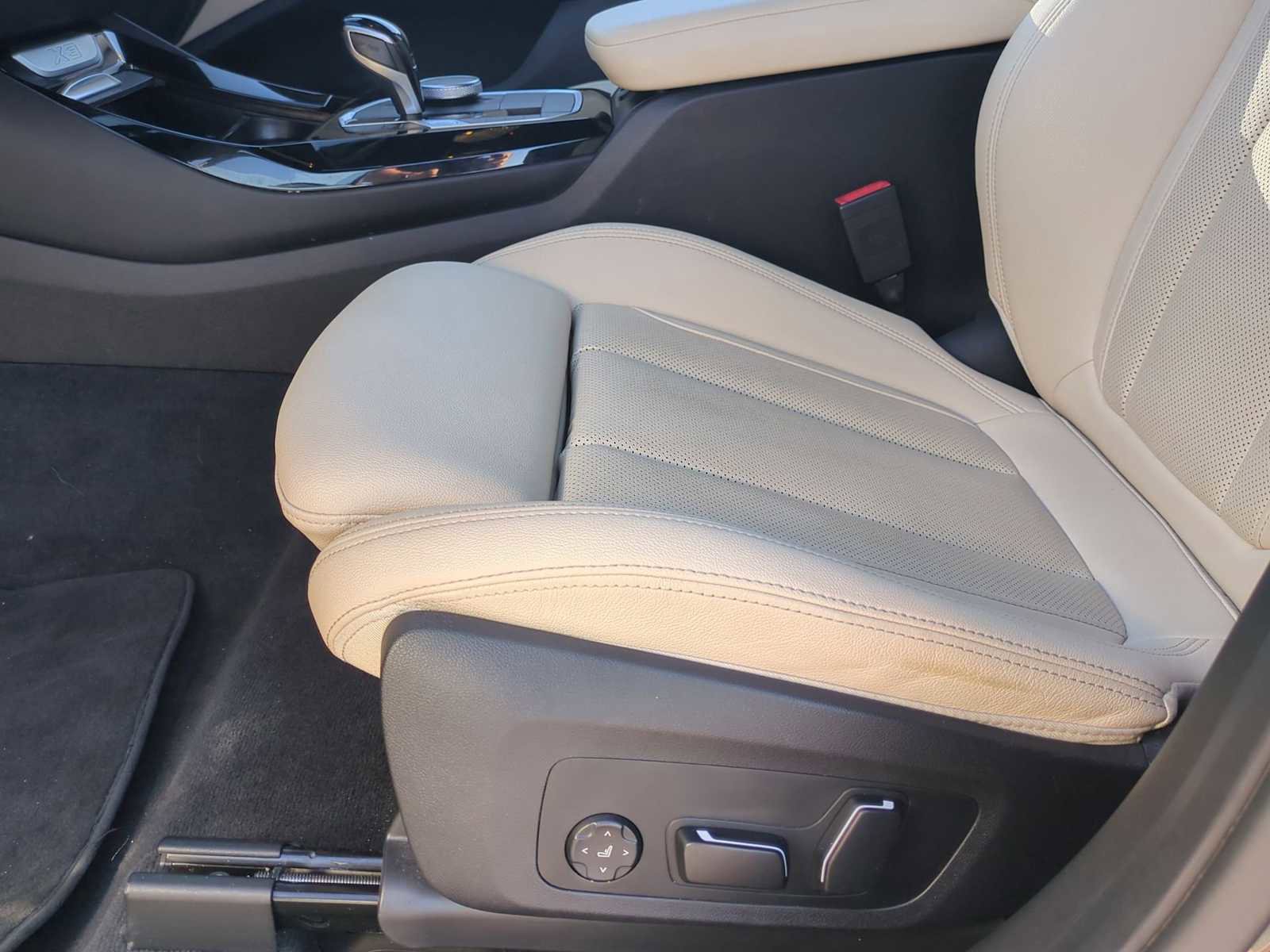 Used 2024 BMW X3 sDrive30i w/ Premium Package w/ZPA image 20