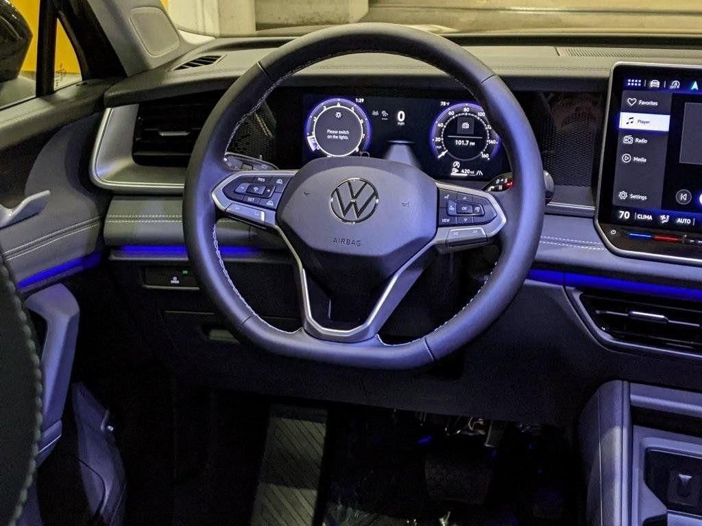 New 2026 Volkswagen Tiguan SE AWD/4WD image 14
