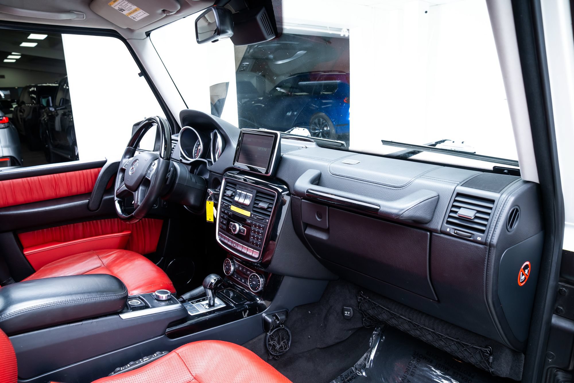 Used 2016 Mercedes-Benz G 550 image 25