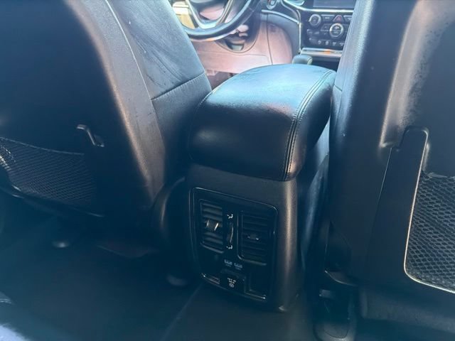 Used 2019 Jeep Grand Cherokee Limited AWD/4WD image 9