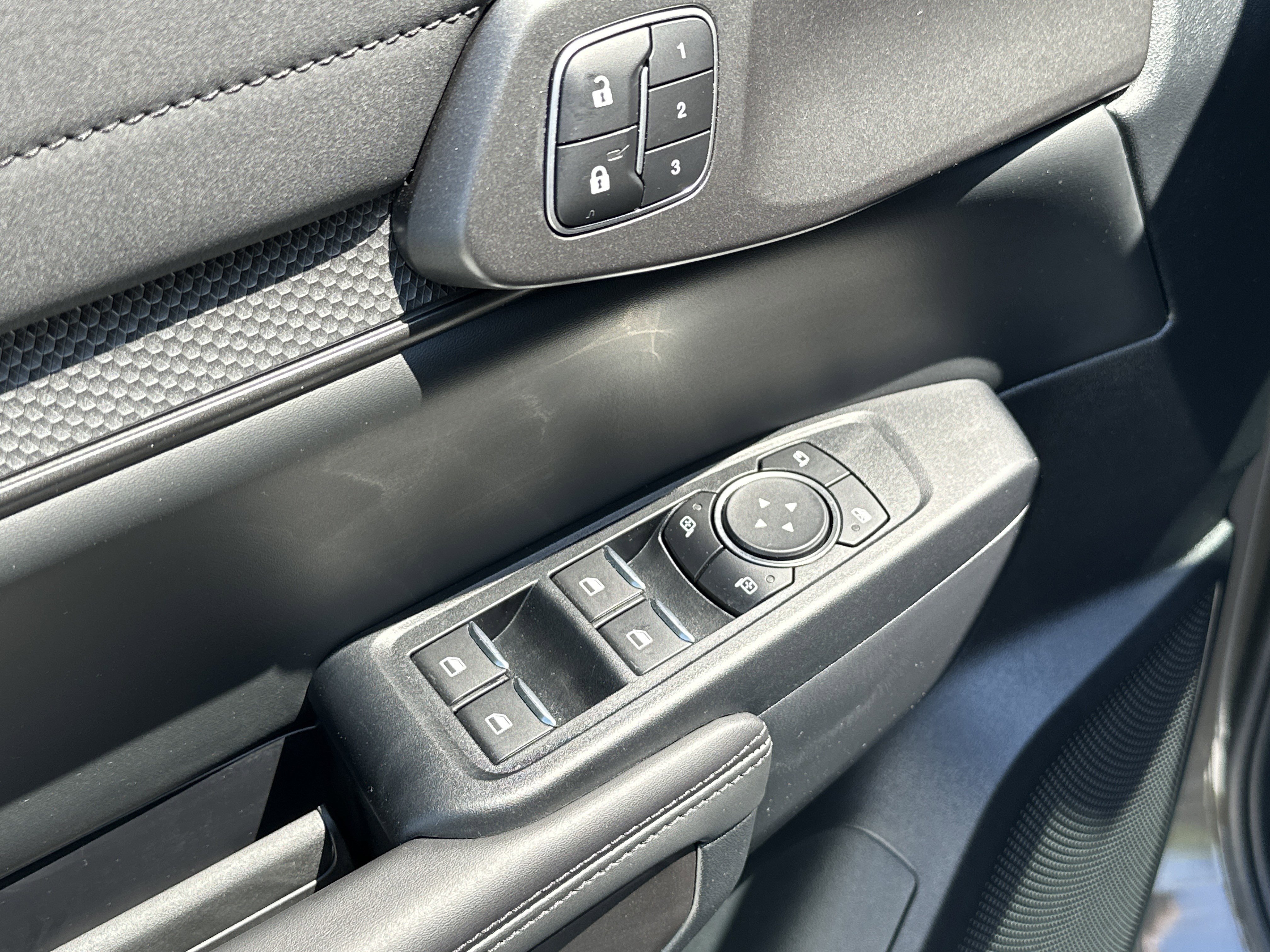 Used 2025 Ford Ranger Raptor image 15