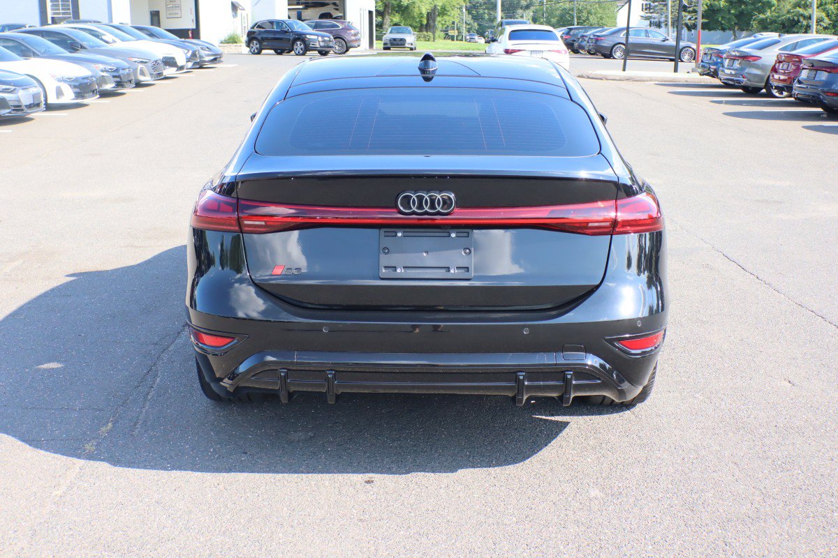 Used 2025 Audi S6 e-tron Prestige AWD/4WD image 6