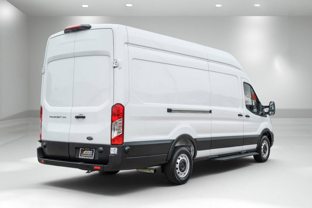 Used 2025 Ford Transit 350 148 High Roof Extended RWD image 6