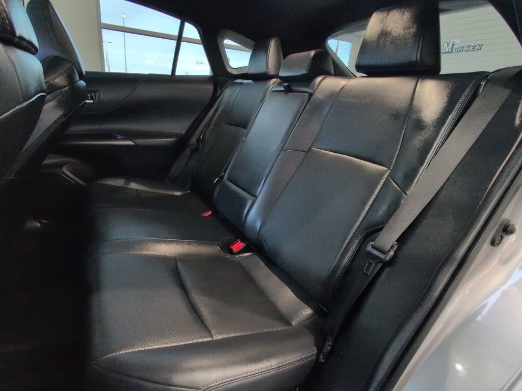 Certified 2023 Toyota Venza Limited image 18