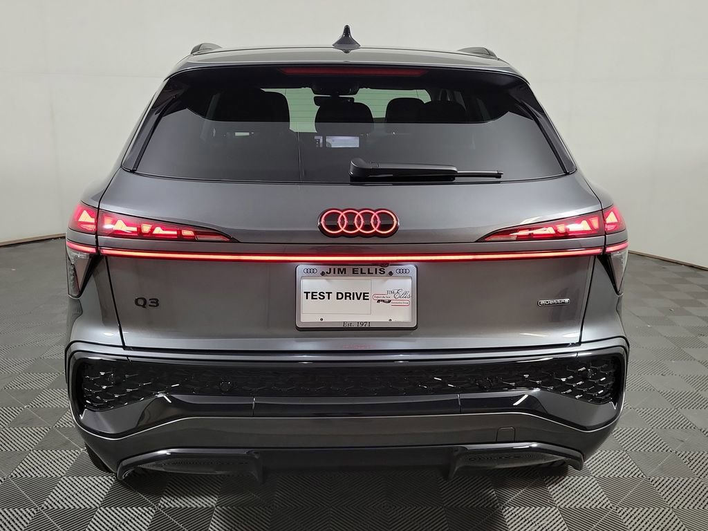 New 2026 Audi Q3 quattro 2.0T AWD/4WD image 5