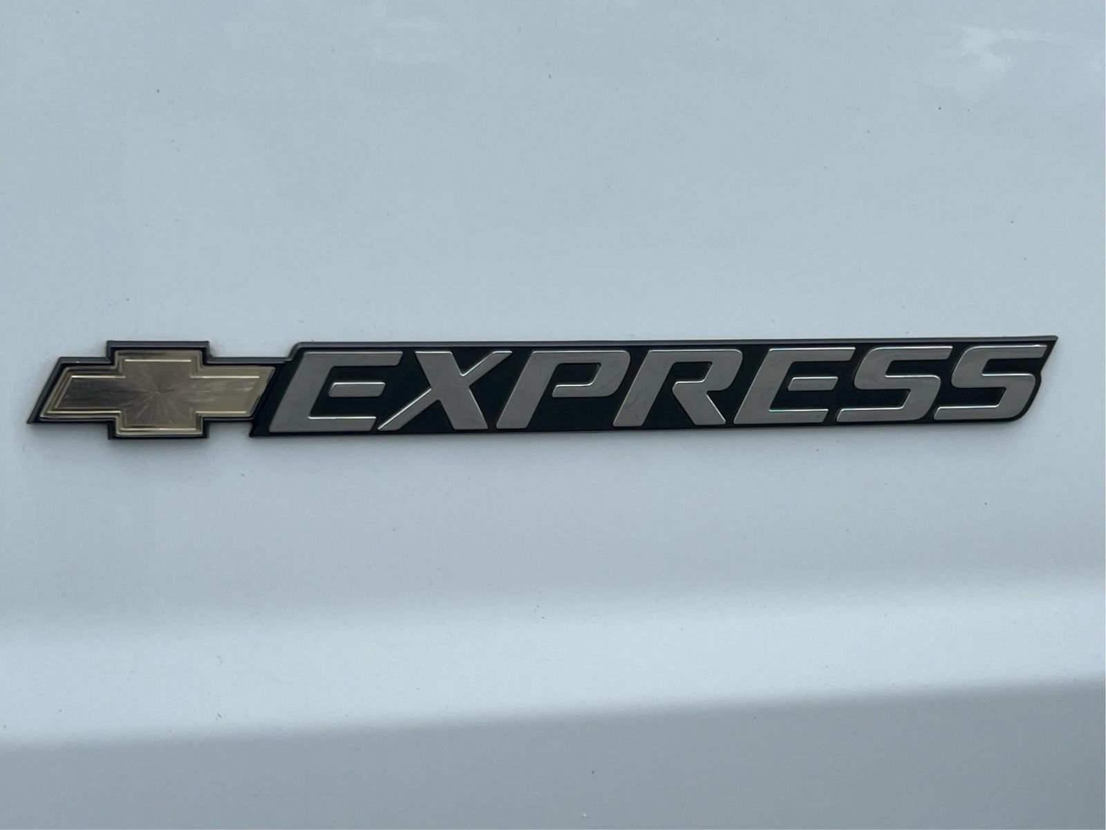 Used 2022 Chevrolet Express 3500 LS RWD image 27