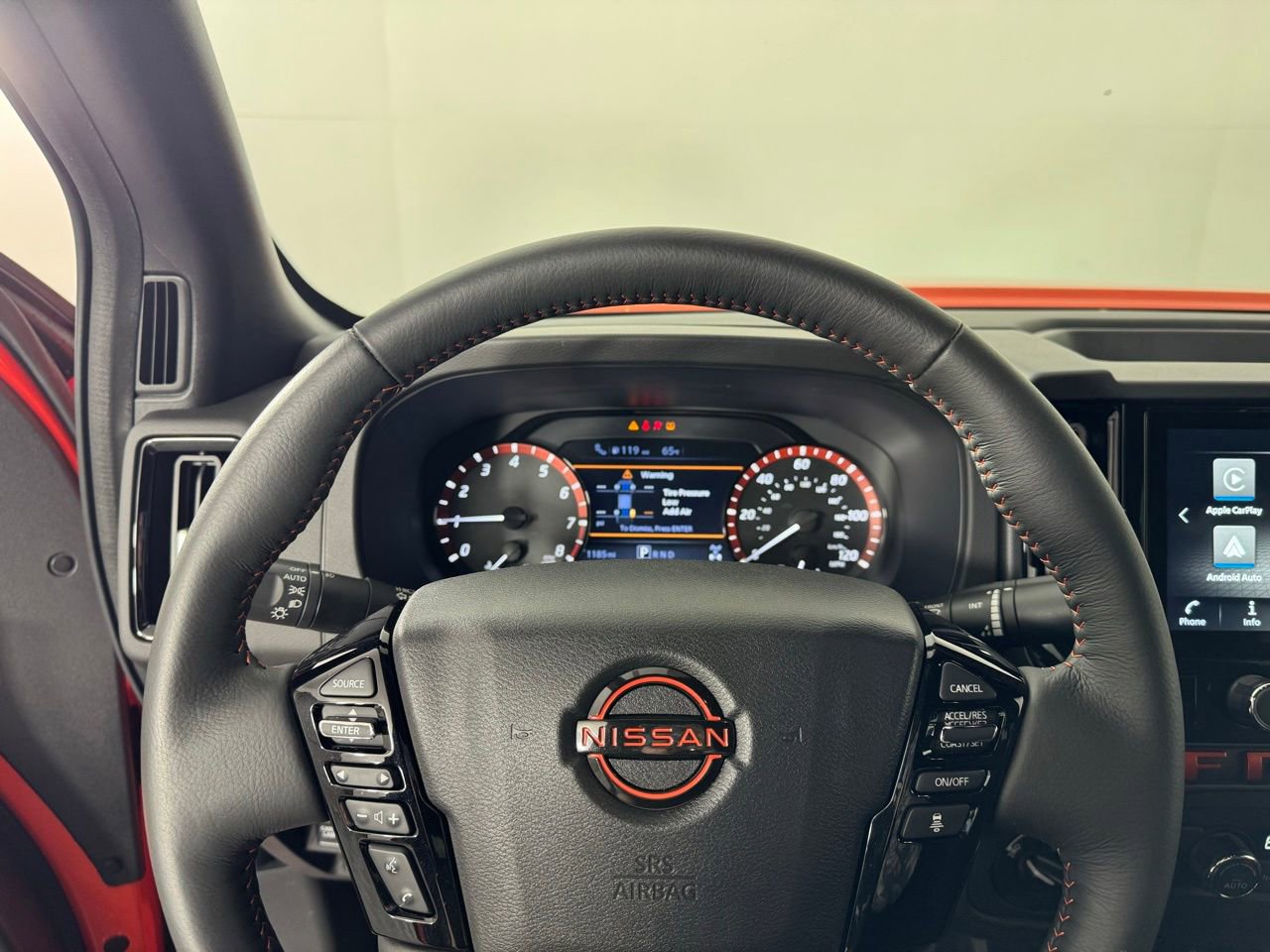 Used 2025 Nissan Frontier PRO-4X w/ Pro Convenience Package image 21