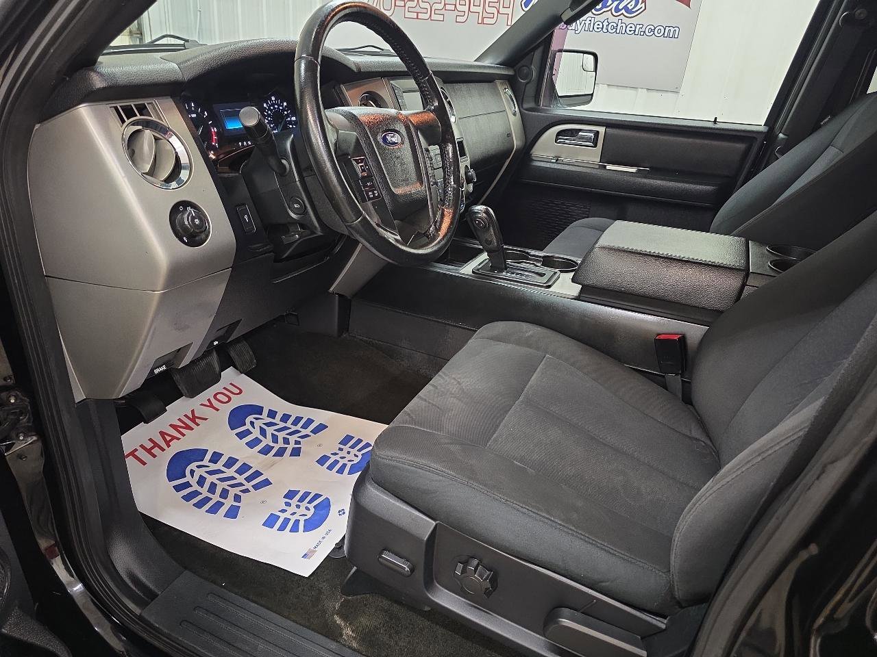 Used 2016 Ford Expedition XLT AWD/4WD image 17