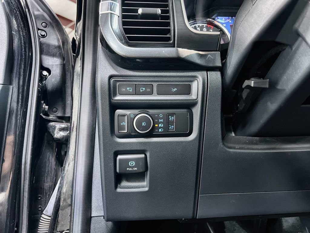 Used 2022 Ford F150 XLT w/ Equipment Group 302A High AWD/4WD image 15