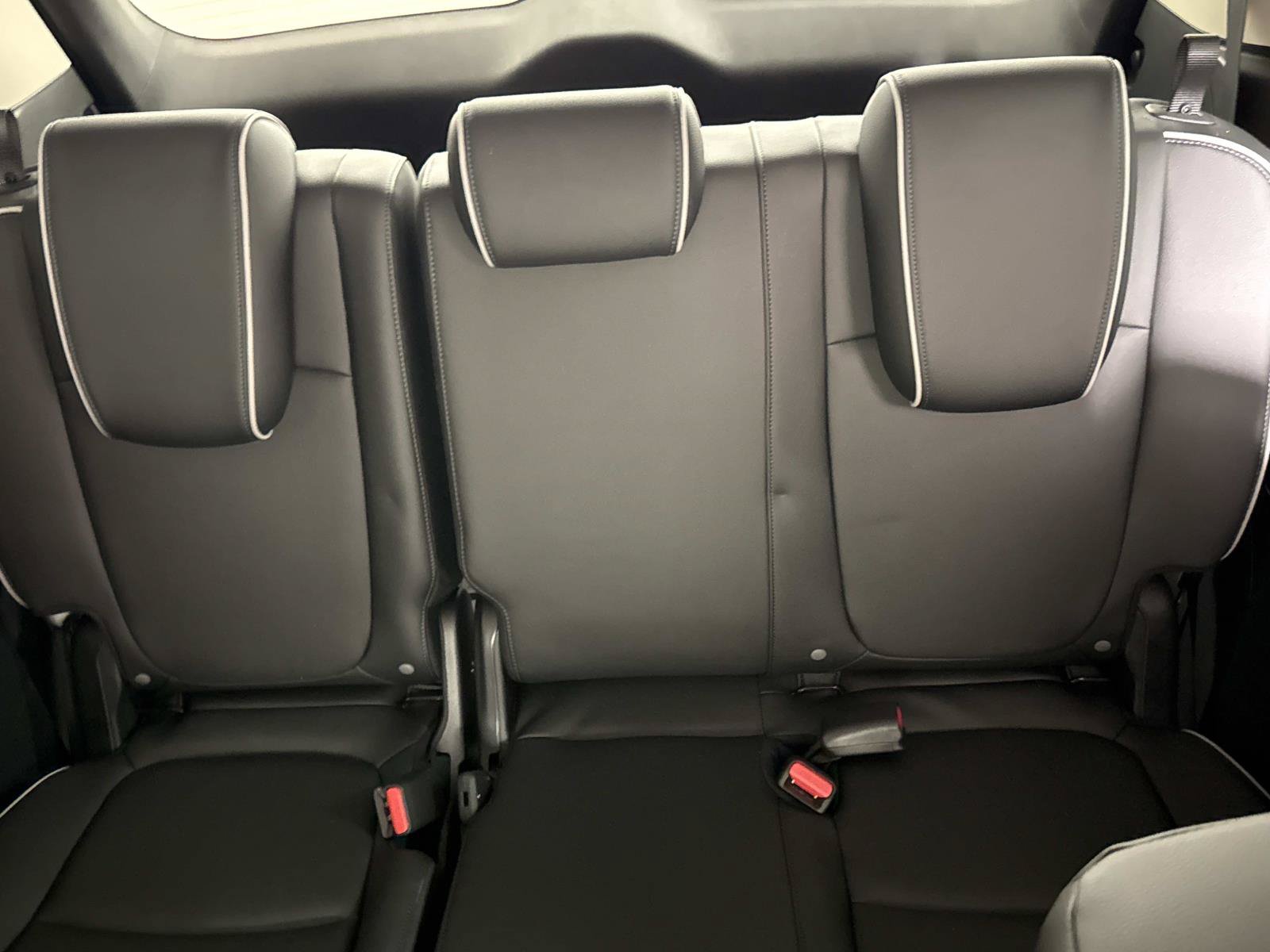 Used 2025 Honda Odyssey Elite image 12
