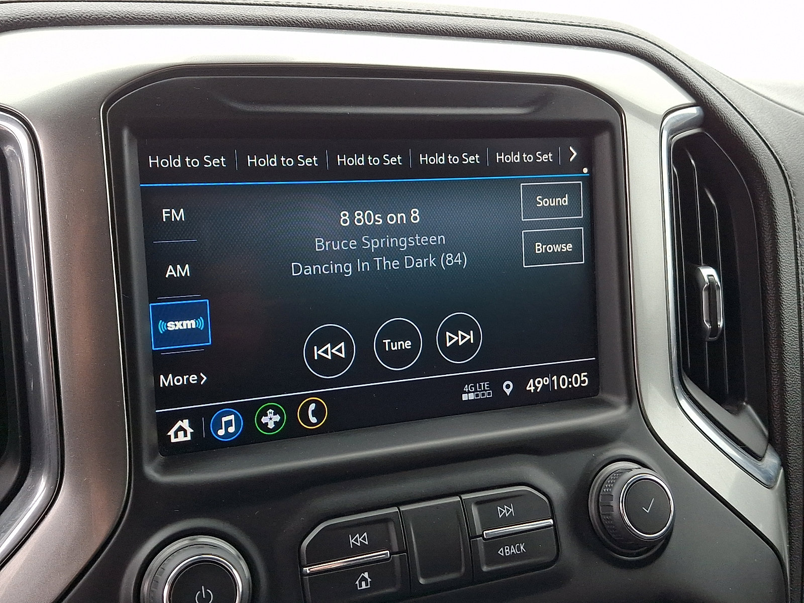 Used 2021 Chevrolet Silverado 1500 LT Trail Boss w/ Bed Protection Package image 17