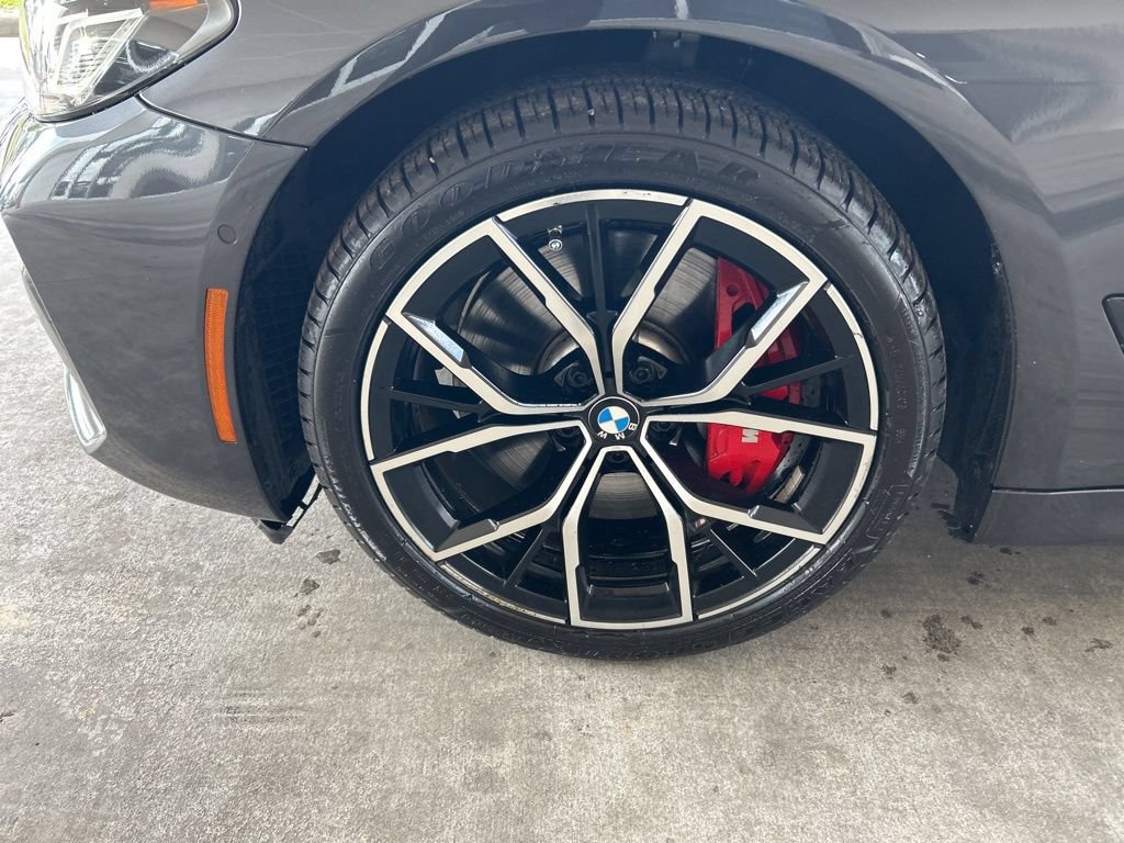 Used 2023 BMW 540i w/ M Sport Package RWD image 16