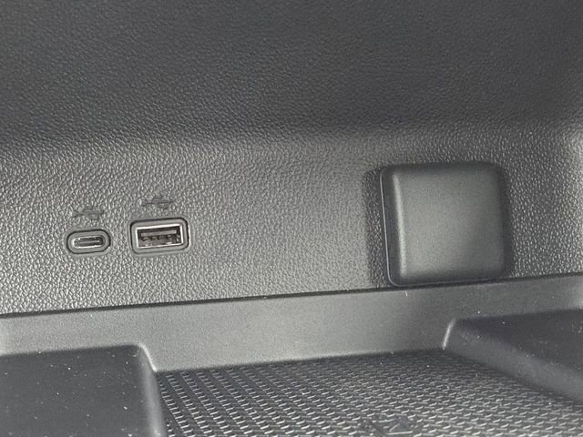 New 2026 Chevrolet Traverse LT w/ Driver Confidence Package image 7