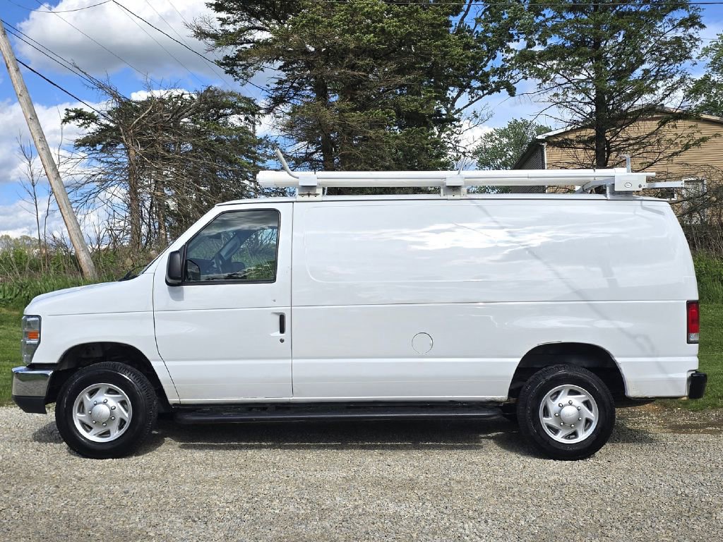Used 2014 Ford E-250 and Econoline 250 w/ Power Group RWD image 3