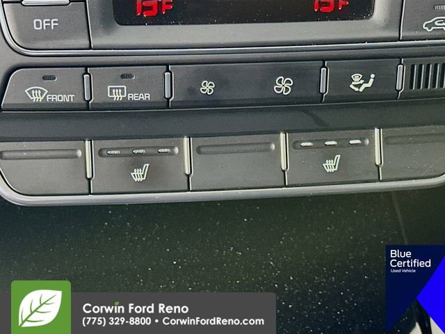 Used 2019 Kia Sorento SX image 25