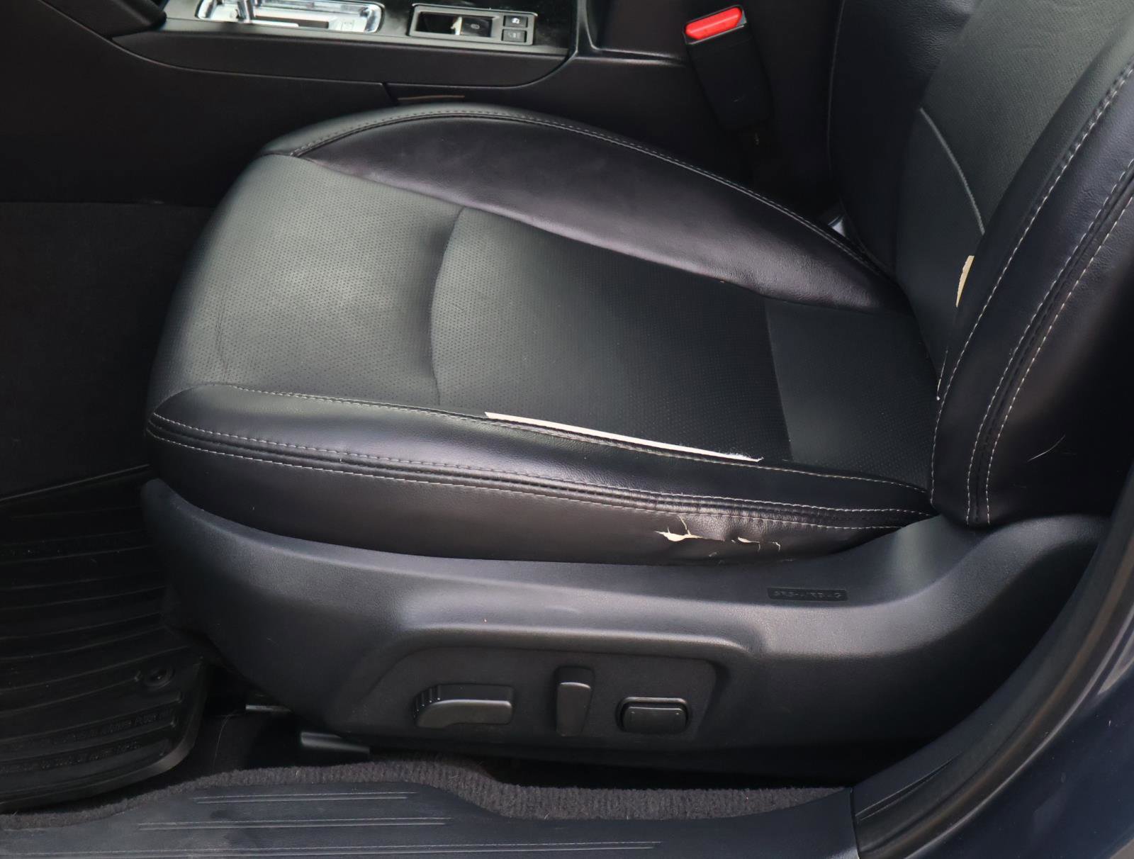 Used 2017 Subaru Outback 3.6R Limited image 15