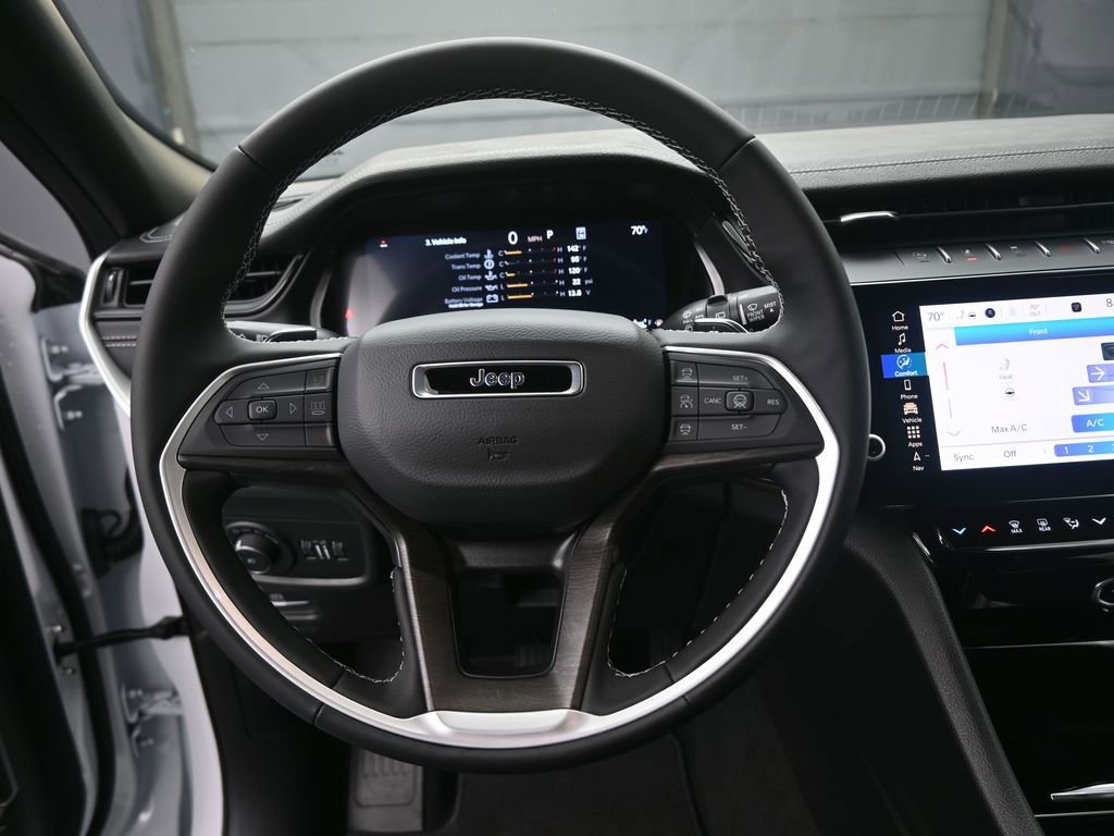 New 2026 Jeep Grand Cherokee L Limited RWD image 7