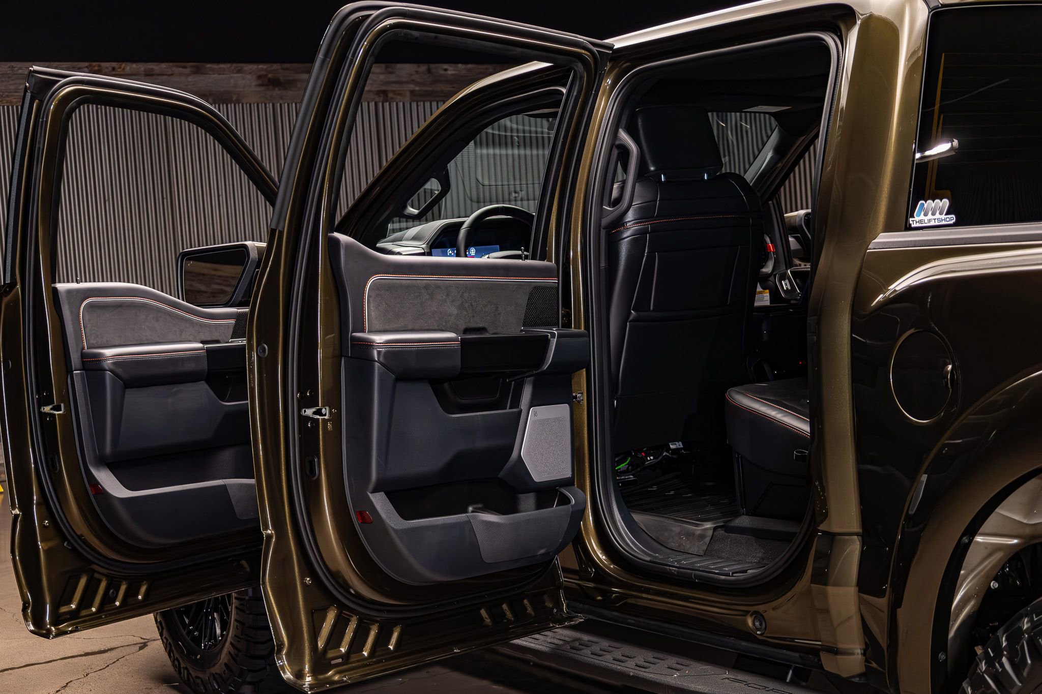 Used 2025 Ford F150 Raptor w/ Equipment Group 803A Raptor R image 31