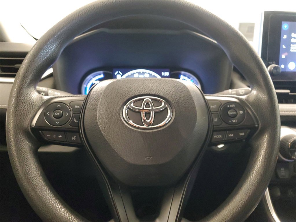 Used 2023 Toyota RAV4 XLE image 21