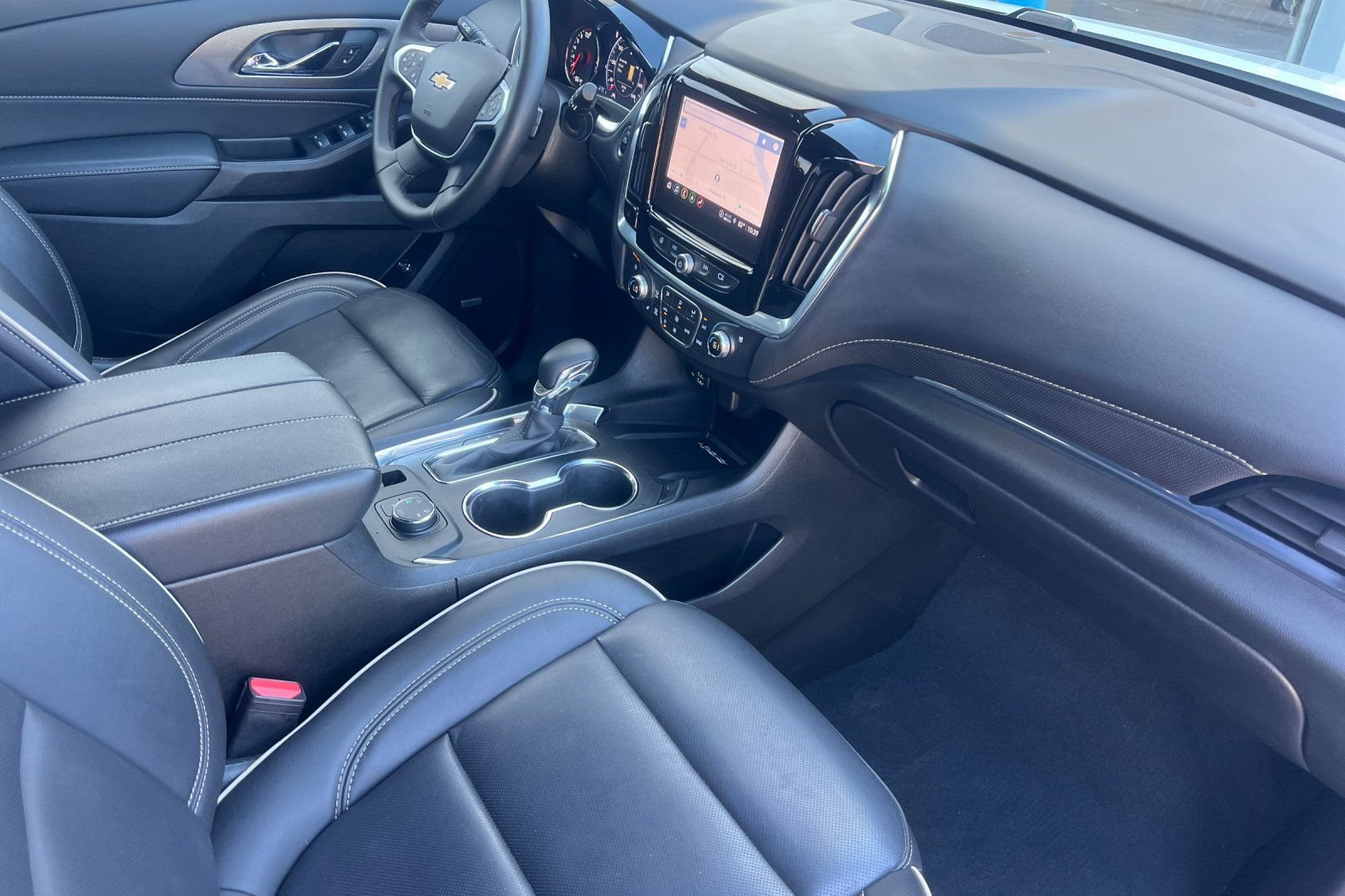 Used 2023 Chevrolet Traverse Premier AWD/4WD image 14