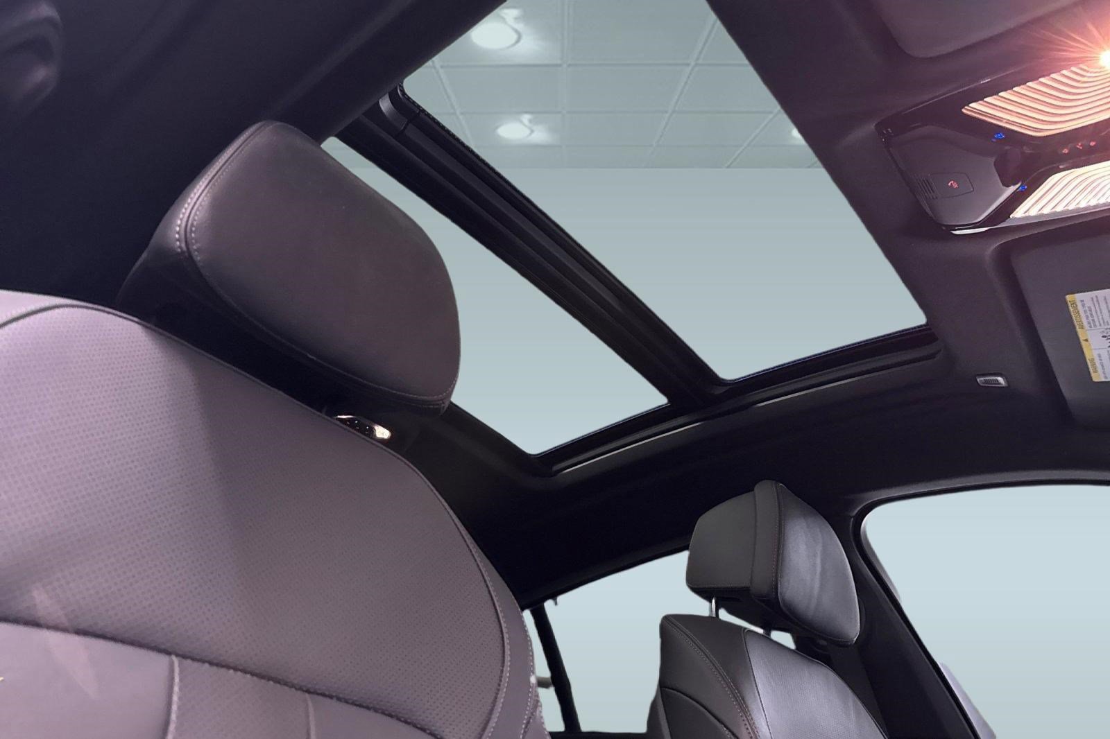 Used 2021 BMW X6 sDrive40i w/ Executive Package RWD image 16