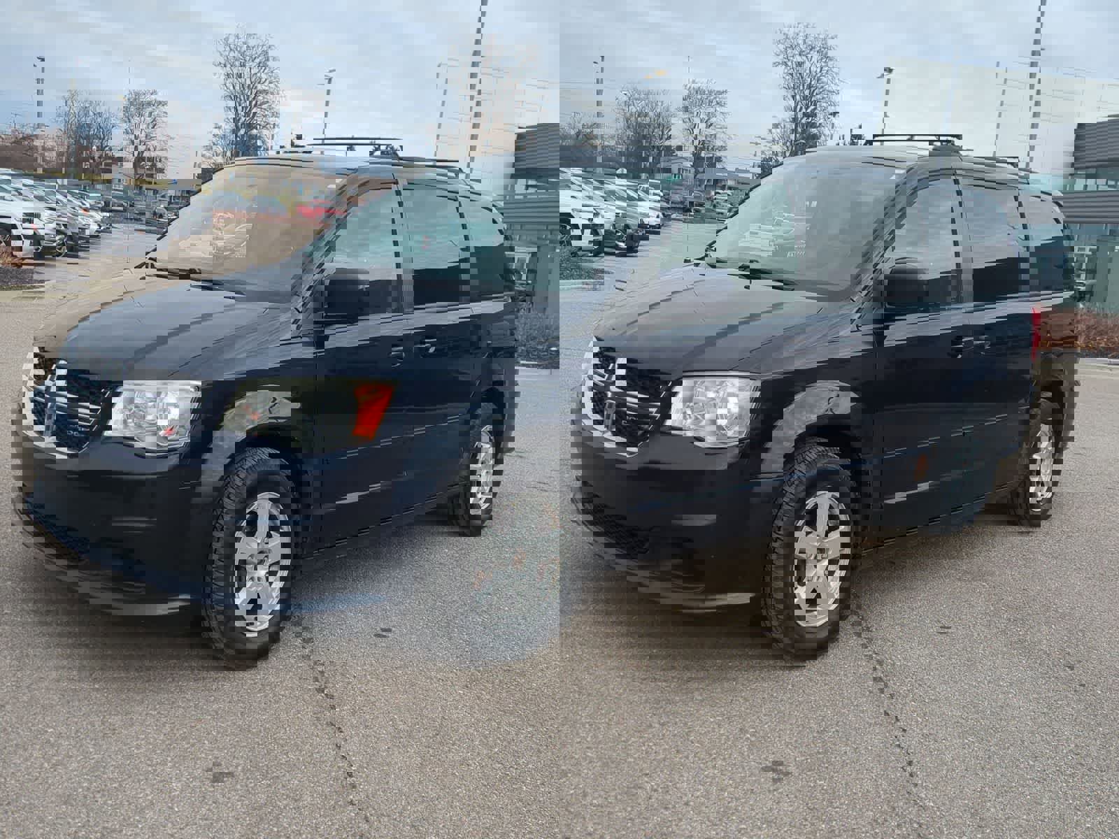 Used 2013 Dodge Grand Caravan SXT image 4