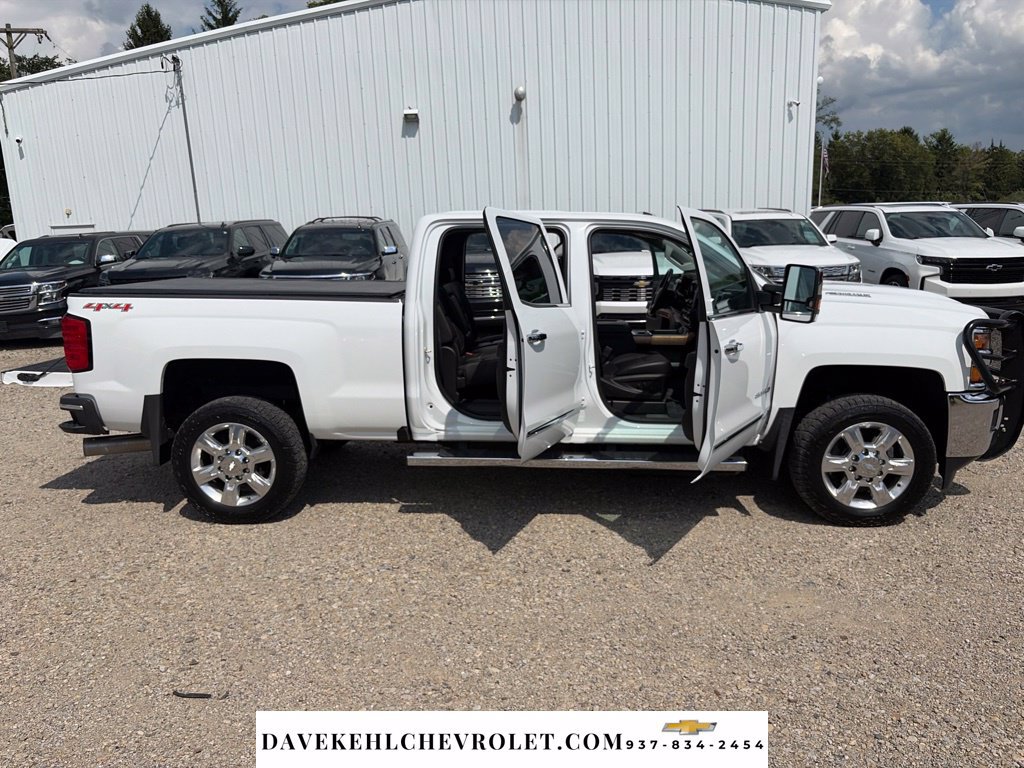 Used 2017 Chevrolet Silverado 2500 LTZ w/ Duramax Plus Package AWD/4WD image 33