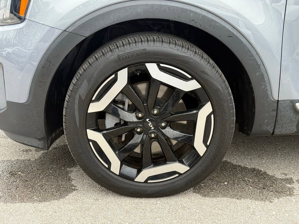 Certified 2025 Kia Telluride S AWD/4WD image 4