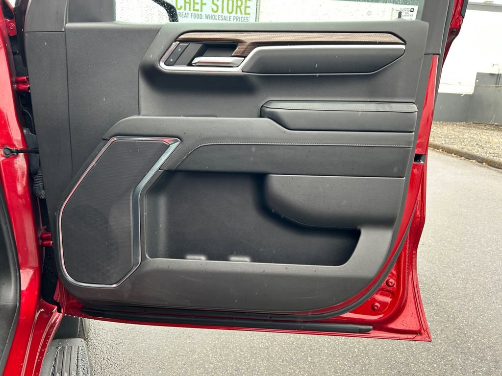 Used 2023 Chevrolet Silverado 1500 LT image 25