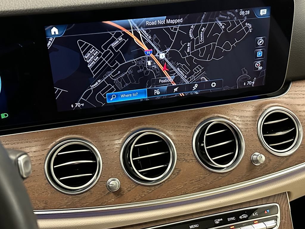 Used 2023 Mercedes-Benz E 350 4MATIC Sedan image 22