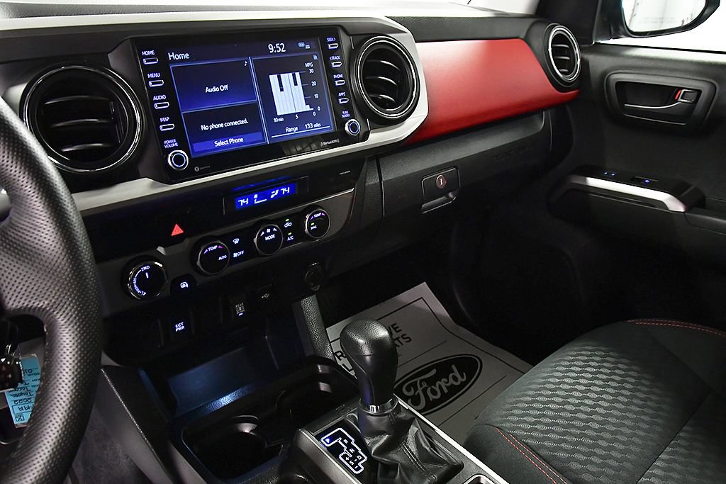 Used 2022 Toyota Tacoma SR5 AWD/4WD image 20