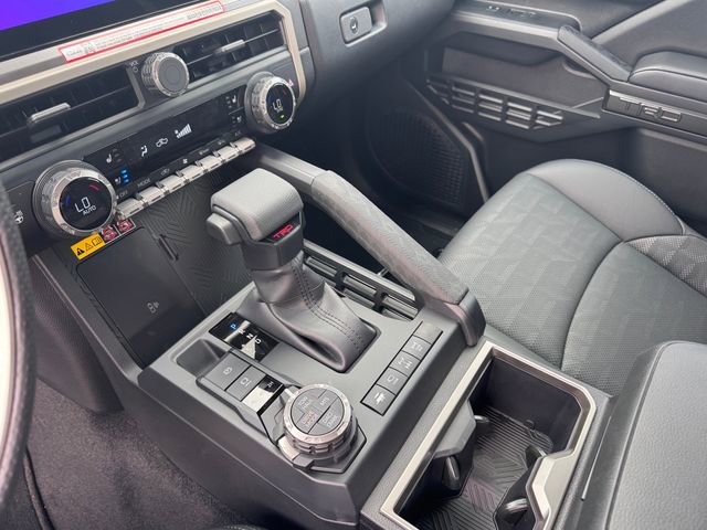 New 2026 Toyota Tacoma TRD Off-Road AWD/4WD image 15
