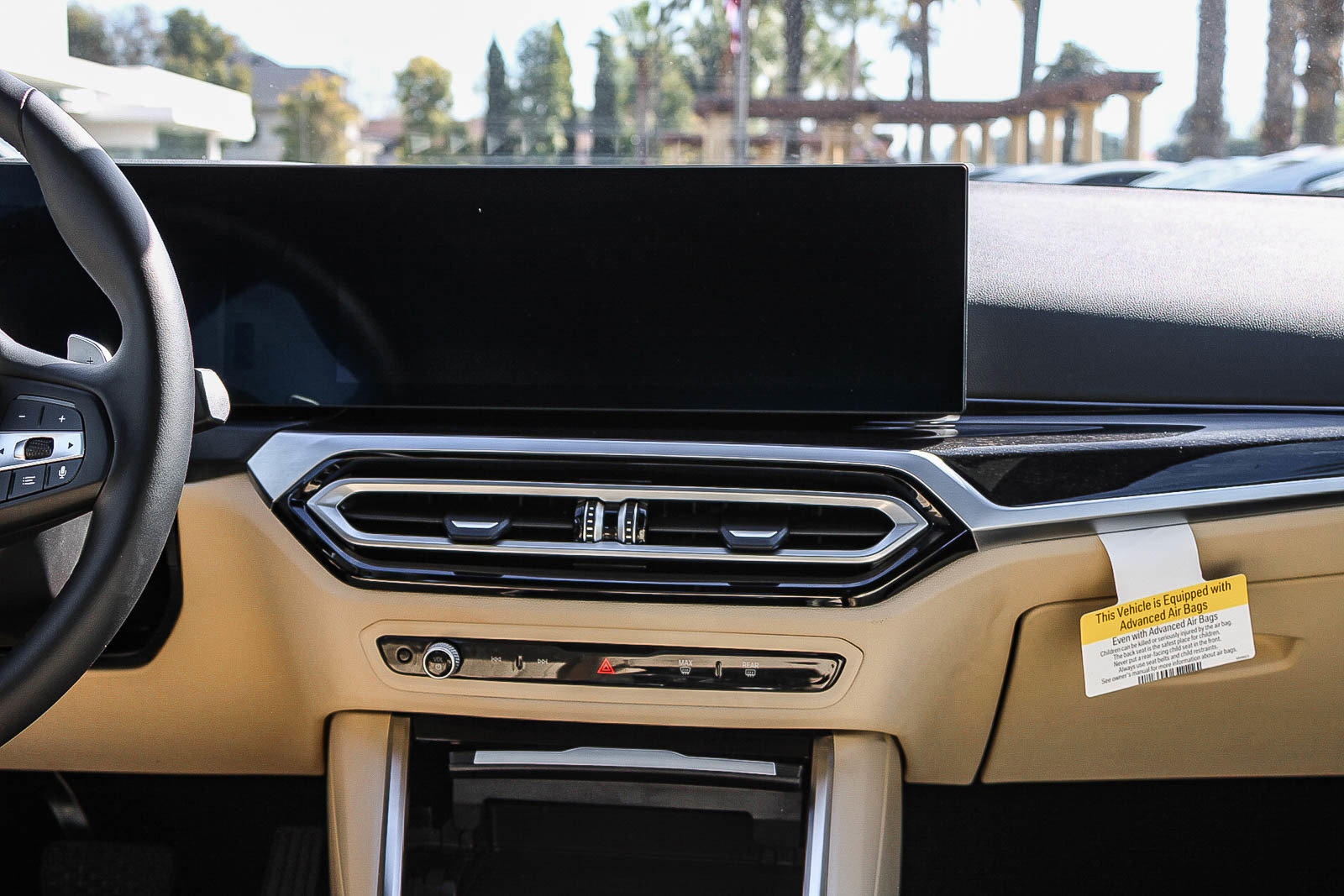 Used 2024 BMW 330e image 13