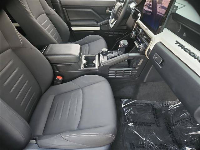 Certified 2024 Toyota Tacoma TRD Off-Road AWD/4WD image 26