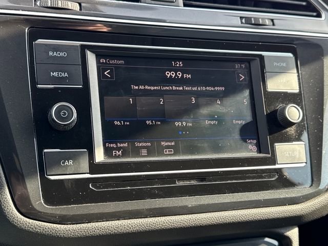 Used 2018 Volkswagen Tiguan S image 20