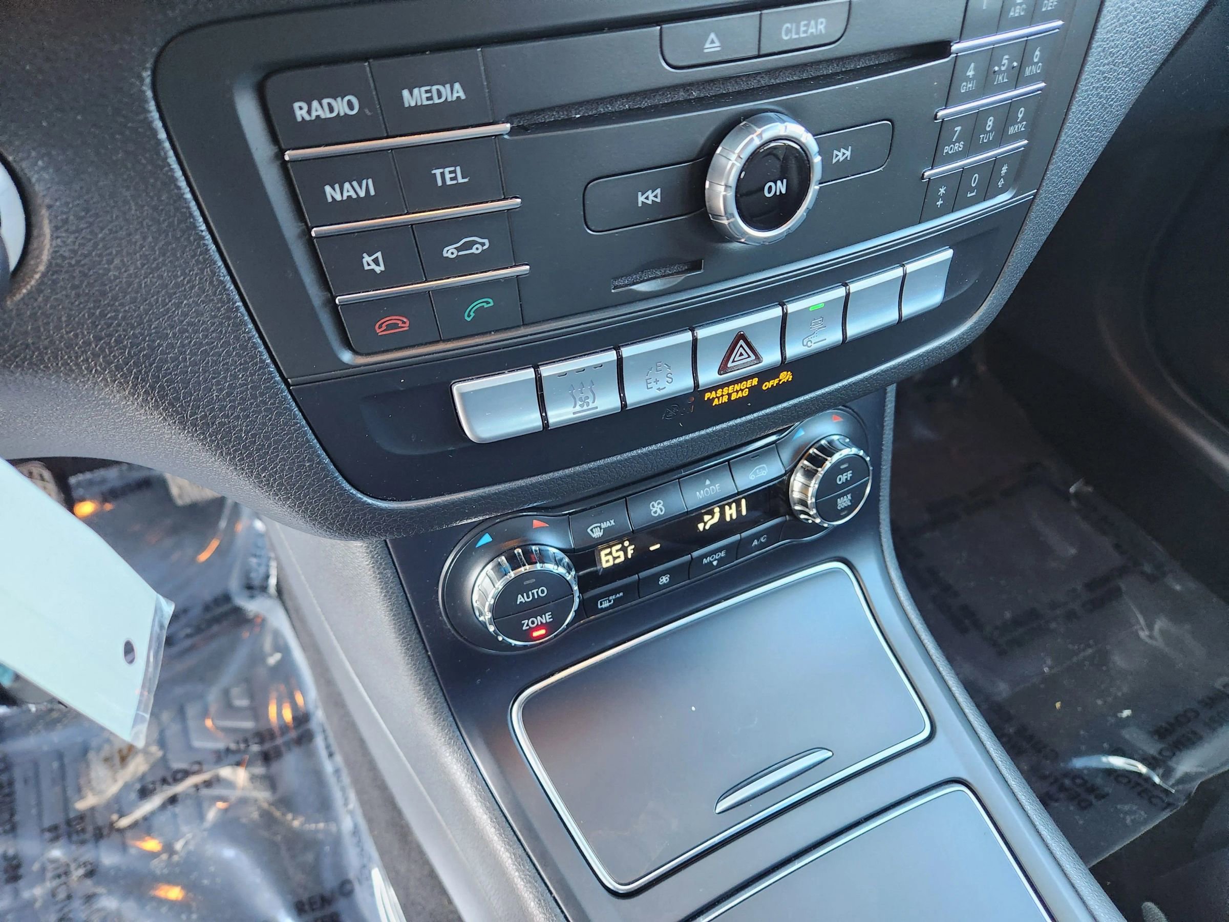 Used 2017 Mercedes-Benz B 250e image 26