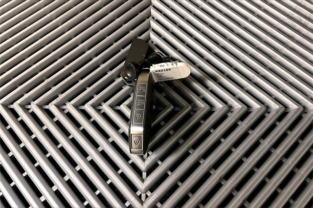 Used 2024 Kia Telluride SX X-Pro image 9