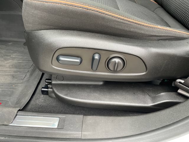 Used 2022 GMC Acadia AT4 AWD/4WD image 41