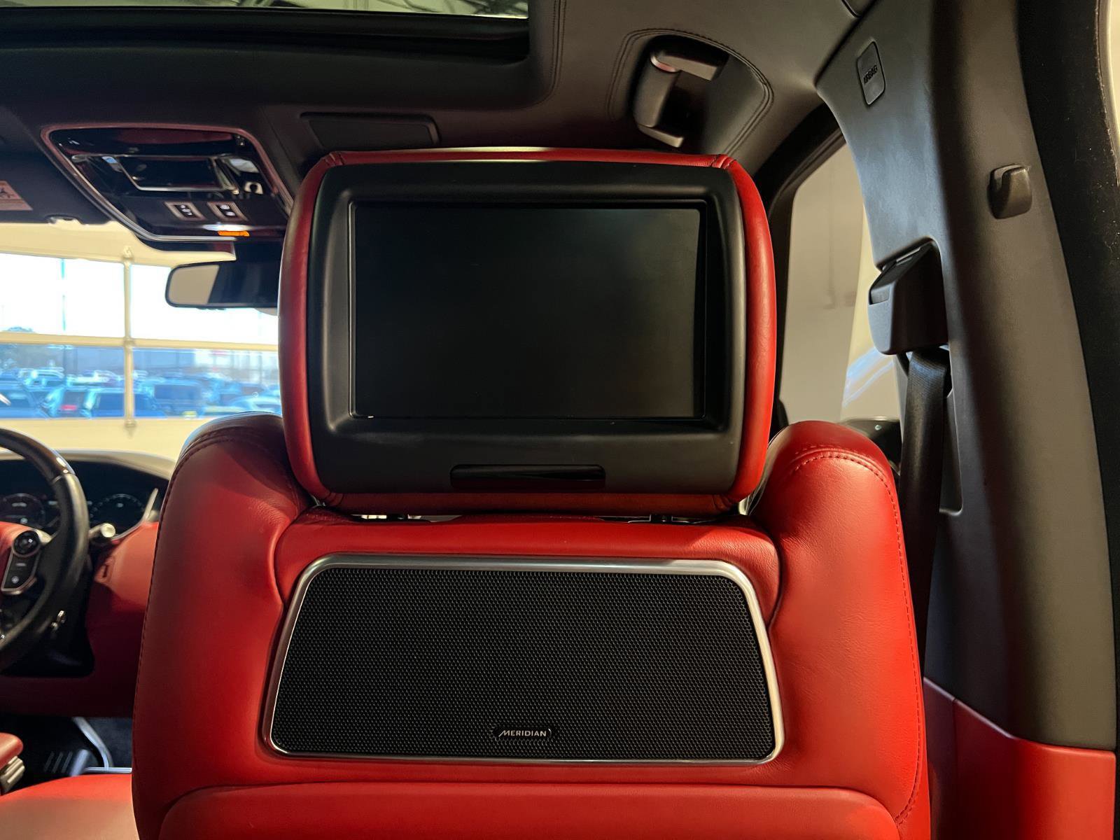 Used 2015 Land Rover Range Rover Autobiography image 43