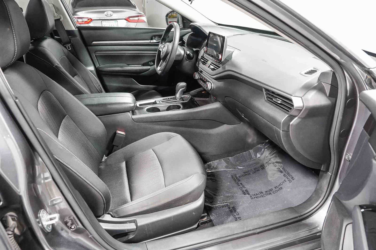 Used 2021 Nissan Altima 2.5 SV FWD image 16