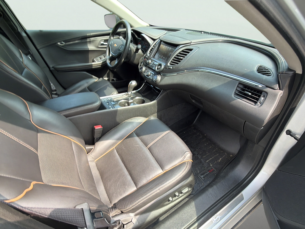 Used 2016 Chevrolet Impala LTZ FWD image 16