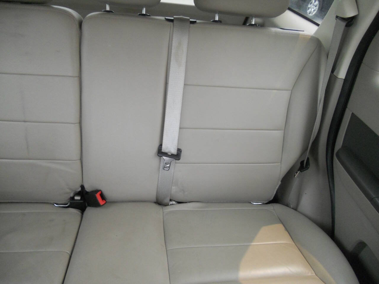Used 2011 Ford Escape XLT w/ 203A Rapid Spec Order Code FWD image 25