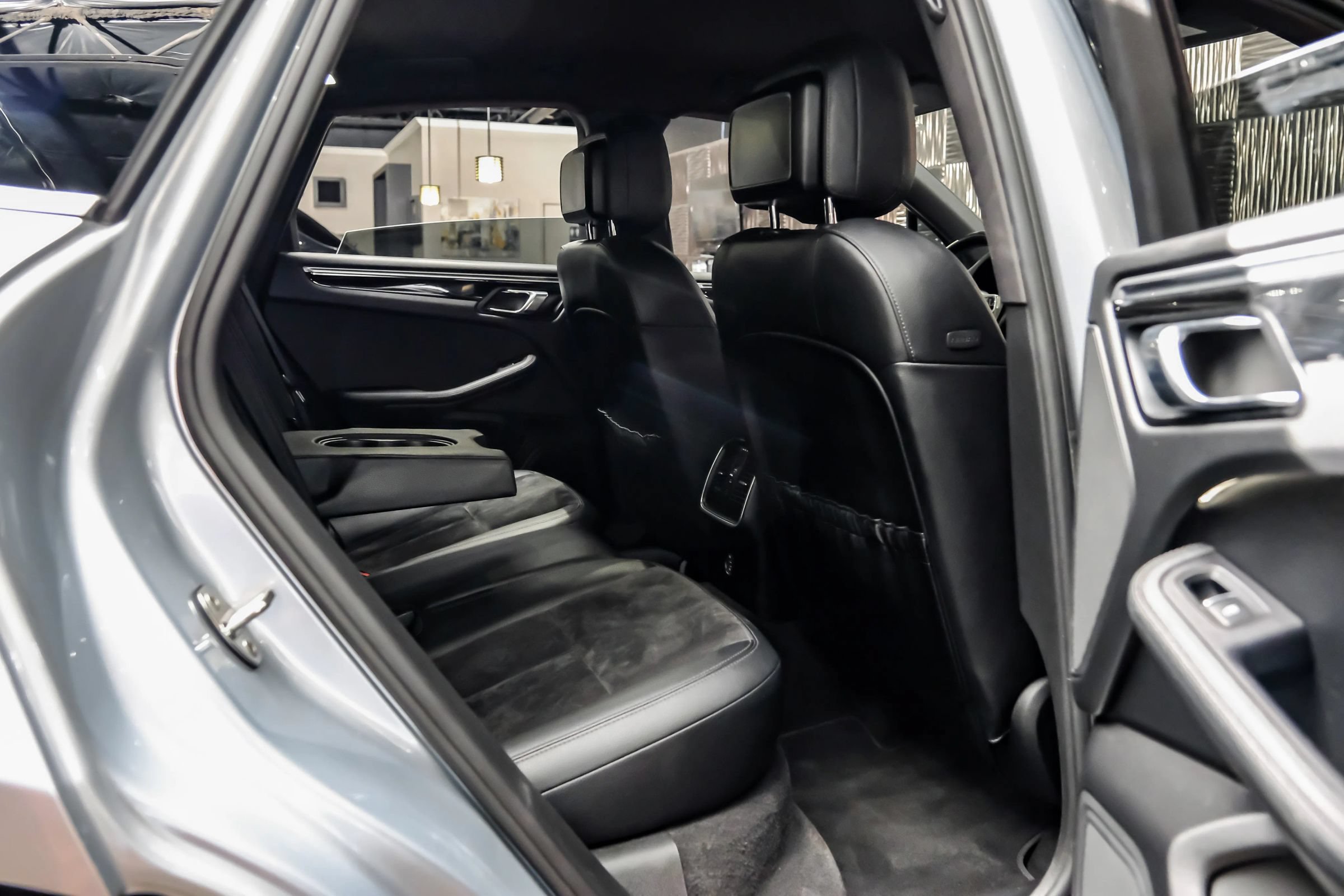 Used 2017 Porsche Macan S AWD/4WD image 36