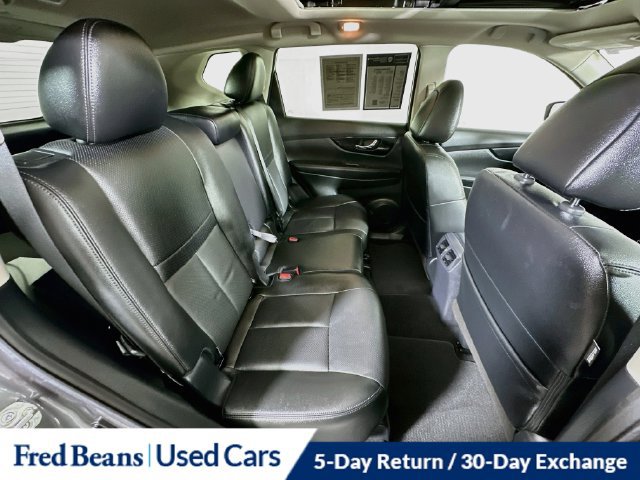 Used 2020 Nissan Rogue SL w/ Premium Package AWD/4WD image 36