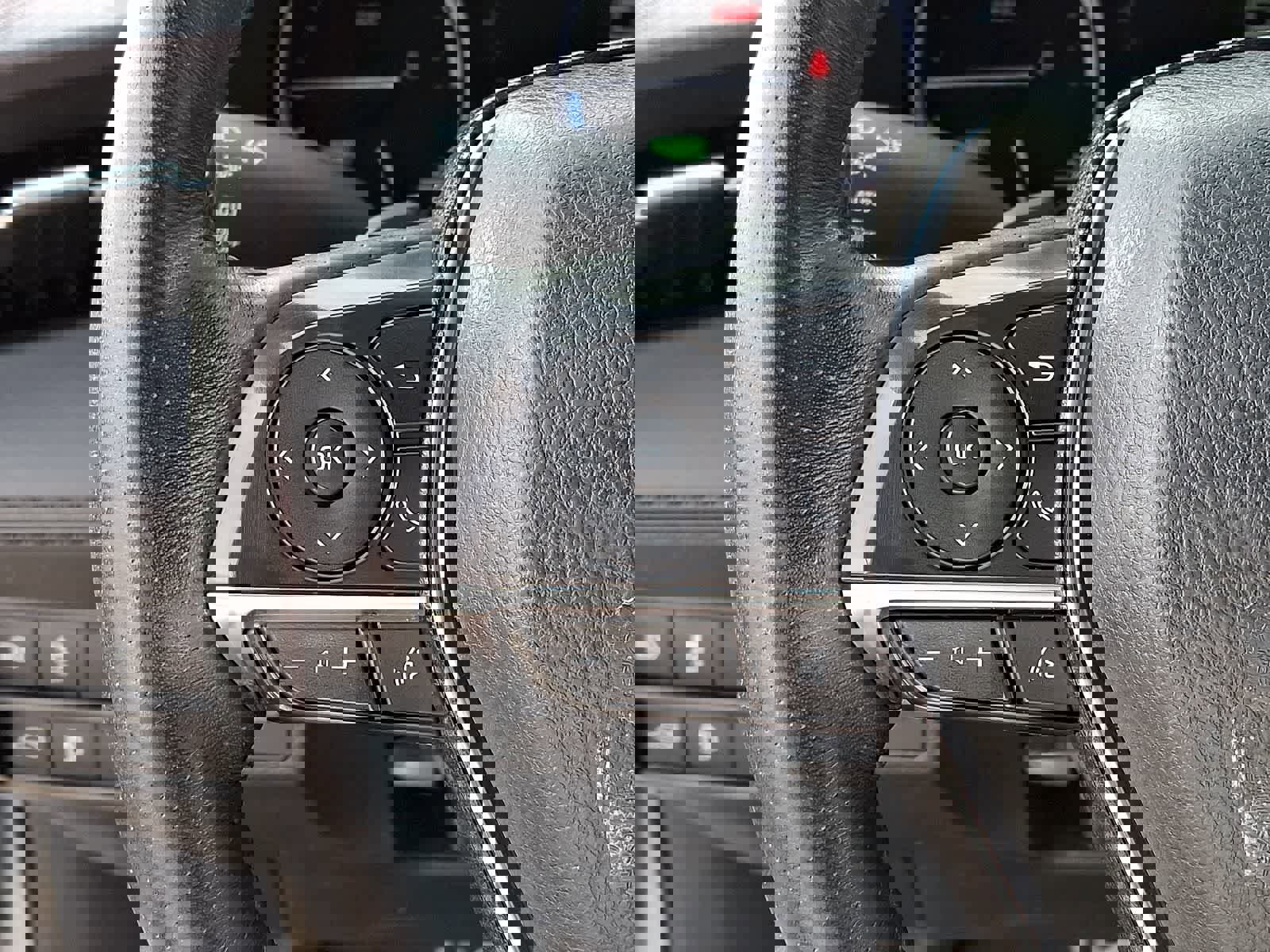 Certified 2020 Toyota Avalon XSE w/ All Weather Liner Package image 25