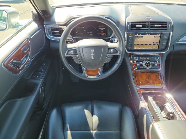 Used 2018 Lincoln Continental Select w/ Continental Climate Package AWD/4WD image 27