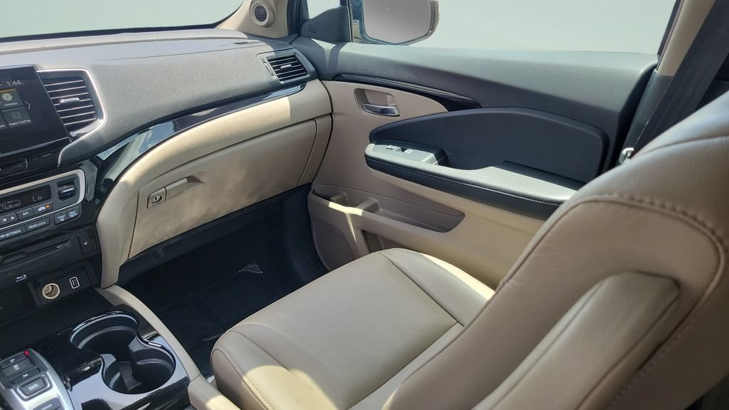 Used 2021 Honda Pilot Touring image 13