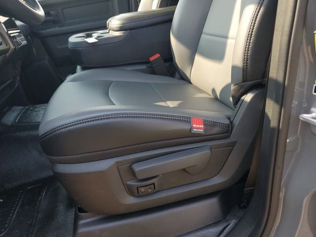 New 2026 RAM 5500 Tradesman AWD/4WD image 19